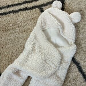 ✨EUC Baby Bear Towel Wrap✨